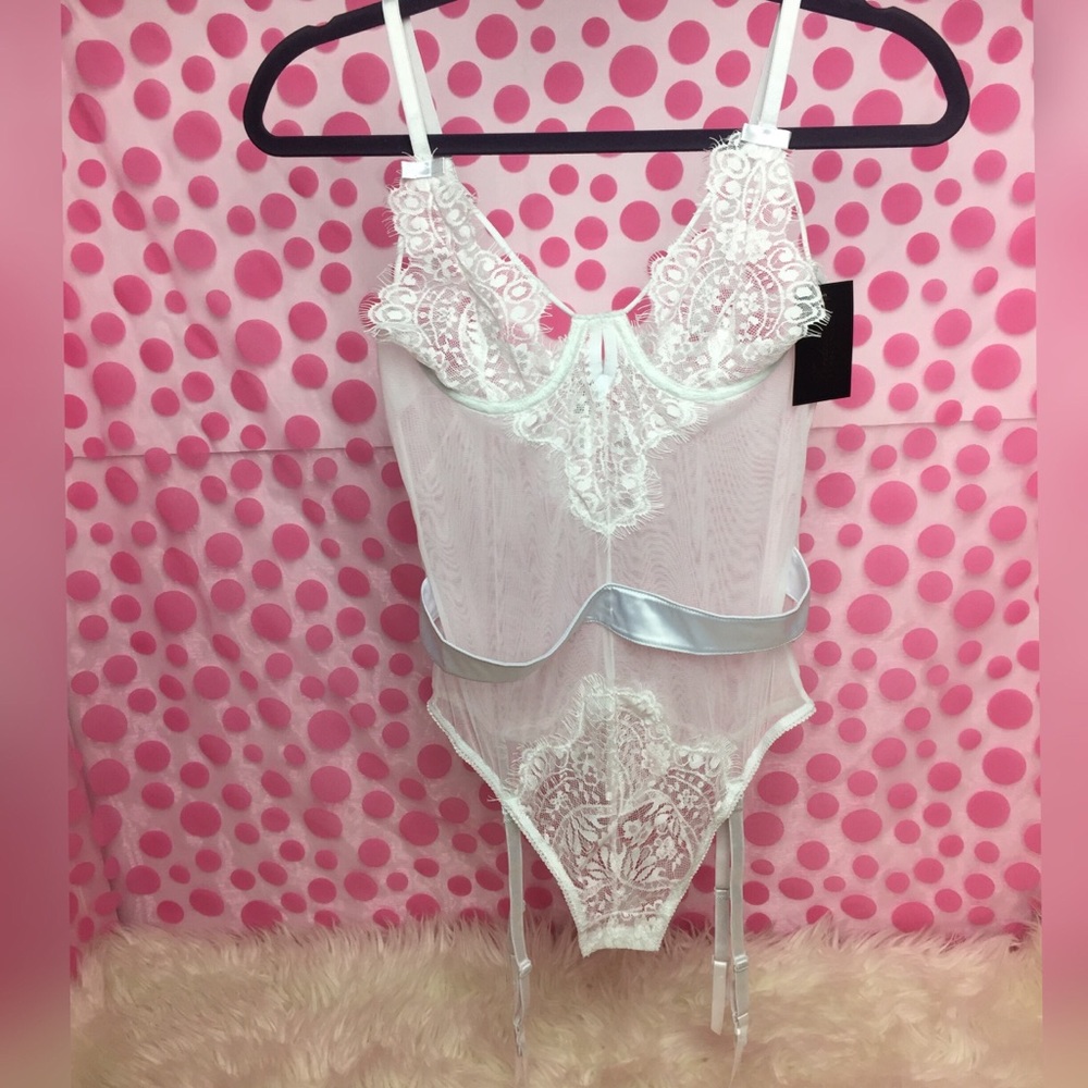 Frederick’s of Hollywood-Stephanie Teddy